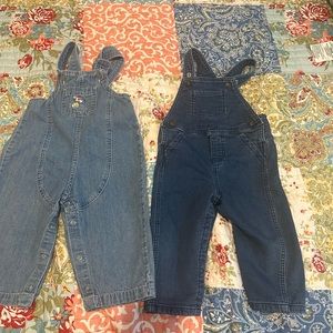 Lot of two unisex Carters bib overall 18mo one pair is vintage
Carters Classic